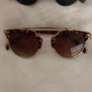 Free People Accessories - Cat eye sunglasses Free People Accessories - Cat eye sunglasses